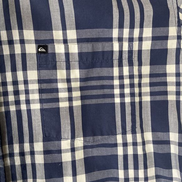 Quicksilver Men's Short Sleeve Button Down Shirt Blue Plaid Size Large - Picture 4 of 6